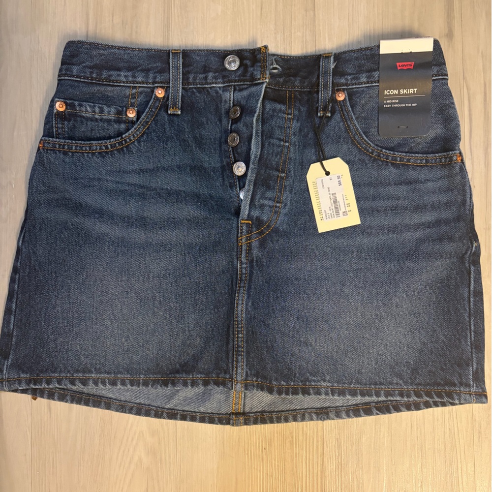 Levi's Women's High Rise Dark Blue Jeans